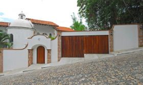 Cobblestone street in Puerto Vallarta, Mexico – Best Places In The World To Retire – International Living